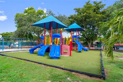 13611 SW 77th St, Miami FL - photo 18 of 64