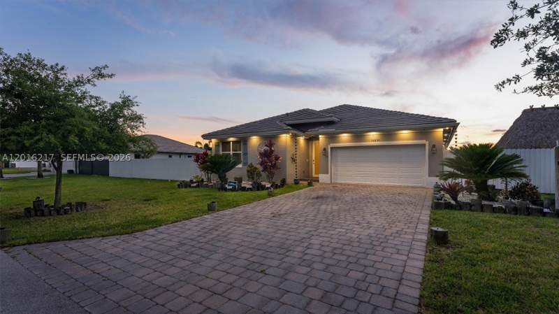 4 bedroom SingleFamilyResidence at 30630 SW 190th Ave, Garden Homes, Homestead — photo 3