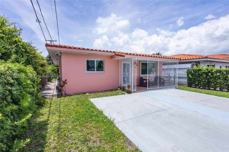 3 bedroom SingleFamilyResidence at 10 NW 60th Ct, West Flagler Pk Sec B, Miami — photo 3