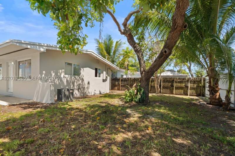 3 bedroom SingleFamilyResidence at 8400 NW 24th Ct, Bertha Park, Miami — photo 3