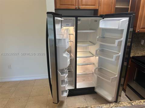 322 Madeira Ave 302, Coral Gables FL - photo 11 of 36