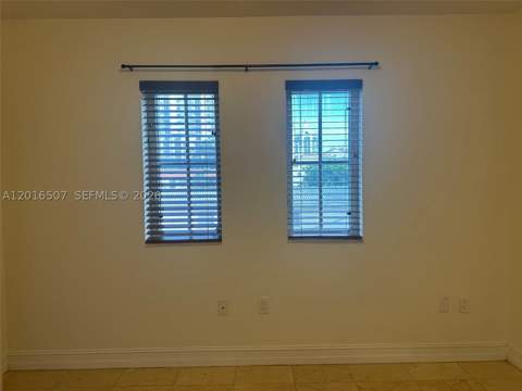 322 Madeira Ave 302, Coral Gables FL - photo 18 of 36