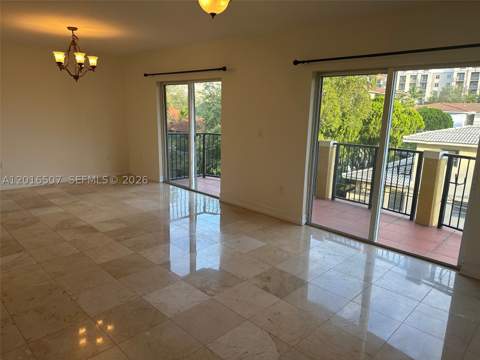 322 Madeira Ave 302, Coral Gables FL - photo 8 of 36