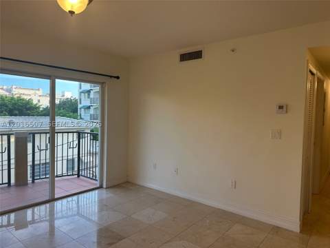 322 Madeira Ave 302, Coral Gables FL - photo 9 of 36