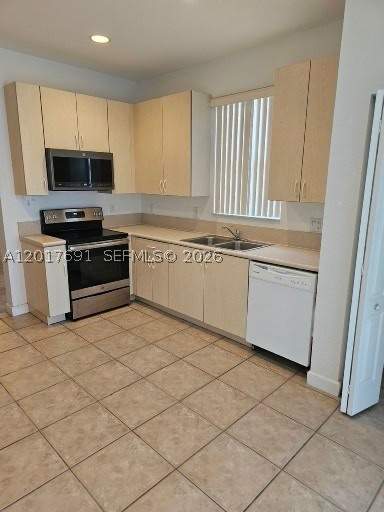 2160 NE 37th Rd, Homestead FL - photo 15 of 76