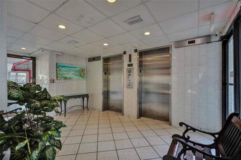 7850 Byron Ave 702, Miami Beach FL - photo 15 of 17