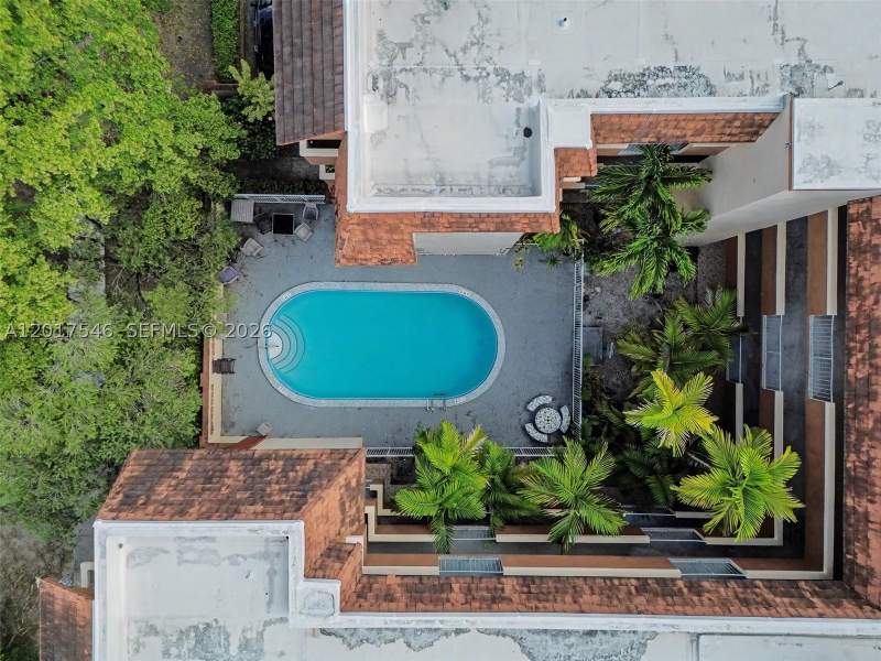2 bedroom Condominium at 685 Miller Dr E205, Springs Towers Condo, Miami Springs — photo 5