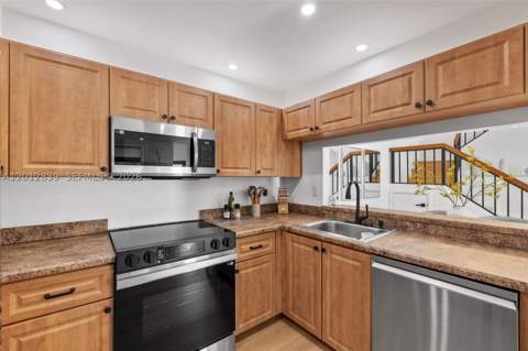 21216 Harbor Way 158-15, Aventura FL - photo 16 of 52