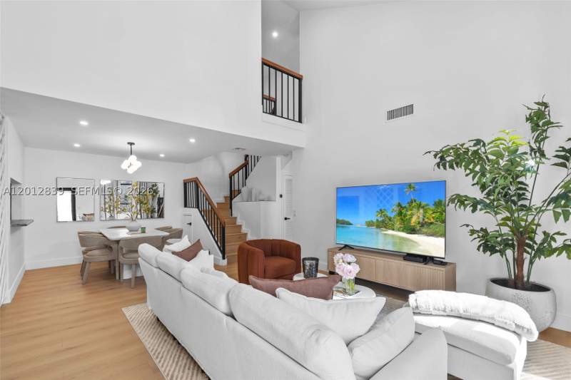 3 bedroom Townhouse at 21216 Harbor Way 158-15, Costain Villas Harbor Vil, Aventura — photo 3
