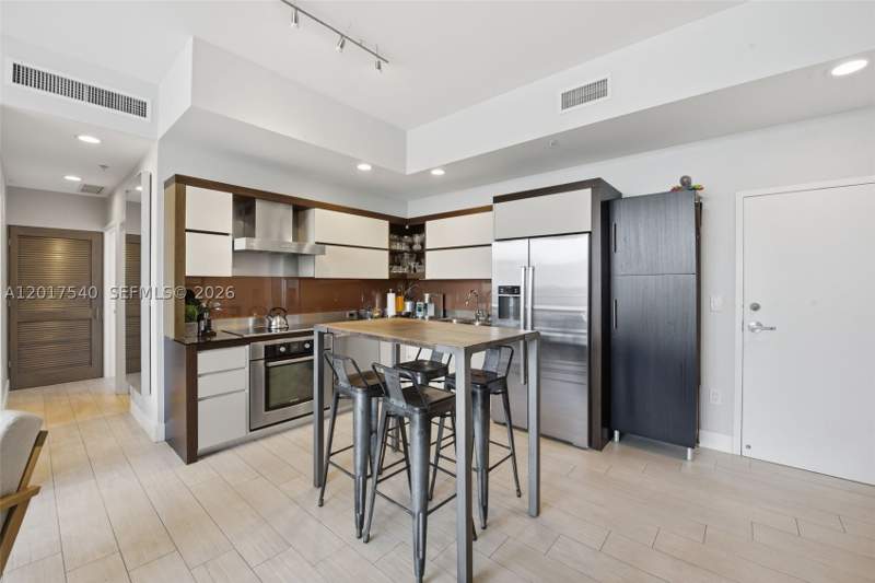 2 bedroom Condominium at 2100 Park Ave 302, Artepark South Condo, Miami Beach — photo 4