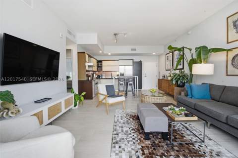 2100 Park Ave 302, Miami Beach FL - photo 6 of 25