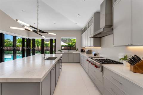 10040 SW 124th St, Miami FL - photo 14 of 41