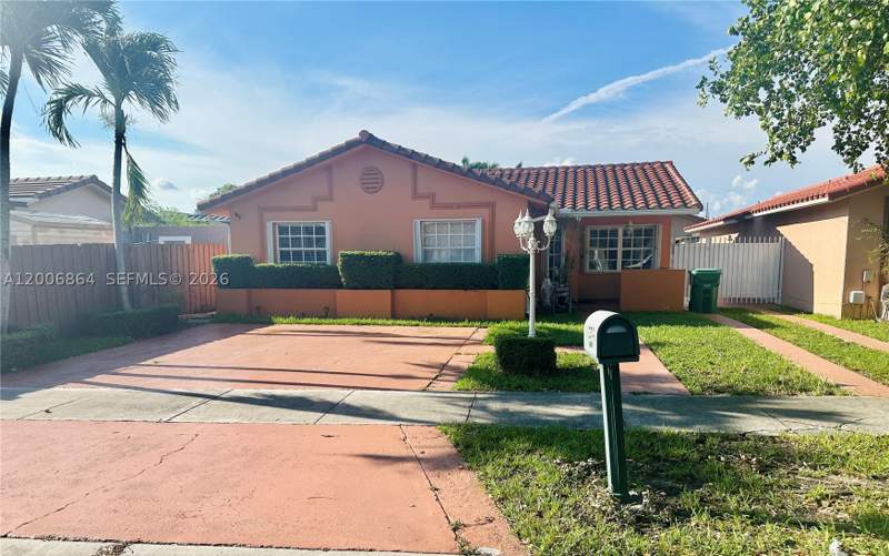 4 bedroom SingleFamilyResidence at 13741 SW 11th St, Alba Gardens Sec 2, Miami — photo 2