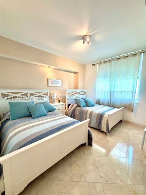 3330 NE 190th St 1610, Aventura FL - photo 22 of 34