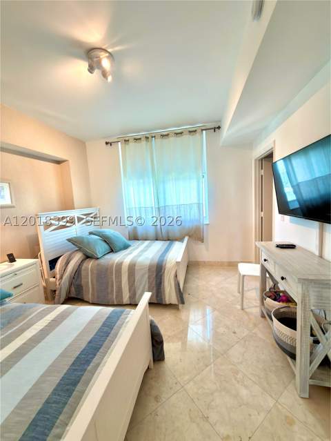 3330 NE 190th St 1610, Aventura FL - photo 23 of 34
