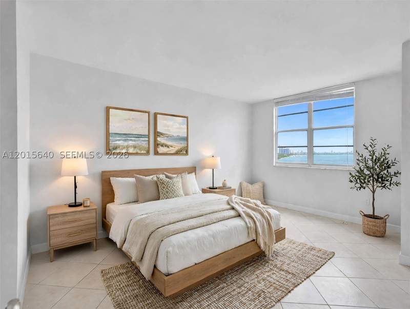 3 bedroom Condominium at 300 Bayview Dr 906, Arlen House Condo, Sunny Isles Beach — photo 4
