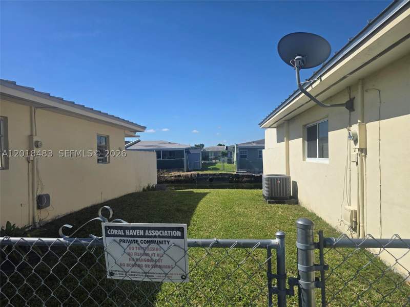 3 bedroom Townhouse at 10106 SW 20th St, Coral Haven Sec Two, Miami — photo 2