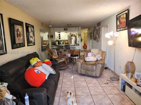 6095 W 19th Ave 205, Hialeah FL - photo 19 of 33