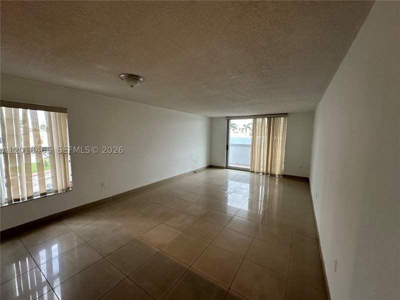 1 bedroom Condominium at 7118 Bonita Dr 305, Fountain Towers Condo, Miami Beach — photo 3