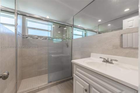 525 Meridian Ave 305, Miami Beach FL - photo 7 of 16