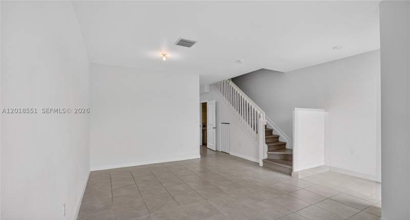 3 bedroom Villa at 12123 NW 23rd Ct, Westview Gardens Apartmen, Miami — photo 4