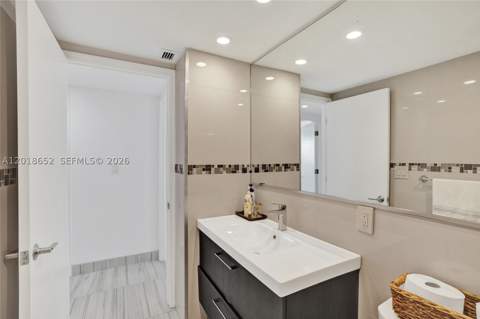 19370 Collins Ave 426, Sunny Isles Beach FL - photo 22 of 60