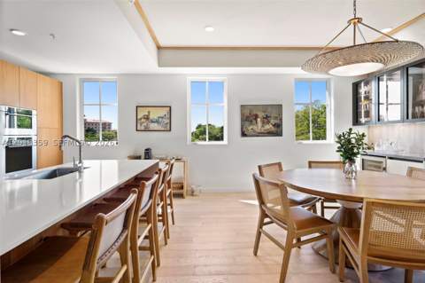 1228 Anastasia Ave 304, Coral Gables FL - photo 8 of 34