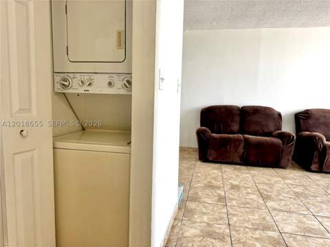 8145 NW 7th St 404, Miami FL - photo 10 of 11