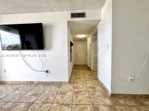8145 NW 7th St 404, Miami FL - photo 6 of 11