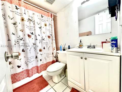 8145 NW 7th St 404, Miami FL - photo 7 of 11