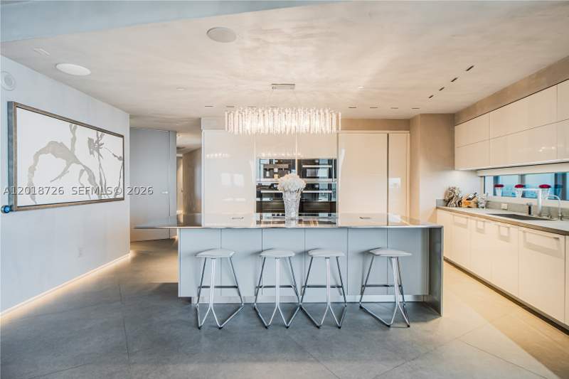 4 bedroom Condominium at 18555 Collins Ave 3705, 18555 Collins Avenue Cond, Sunny Isles Beach — photo 3