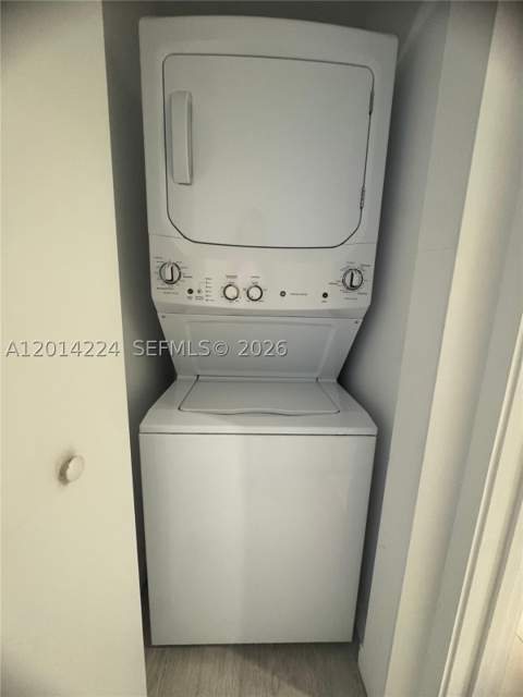 45 SW 9th St 1104, Miami FL - photo 10 of 21