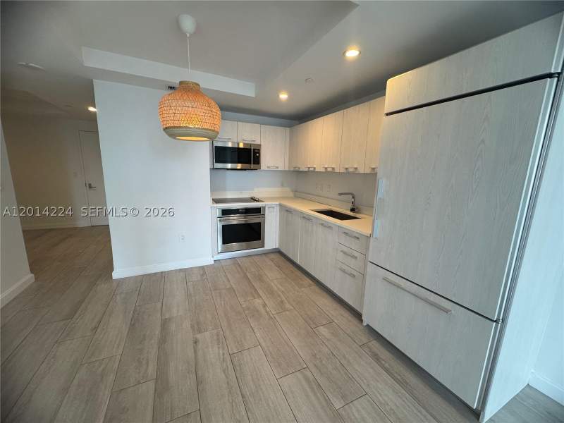 1 bedroom Condominium at 45 SW 9th St 1104, Brickell Heights East, Miami — photo 2