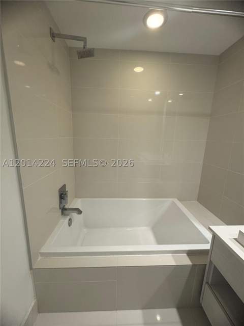 45 SW 9th St 1104, Miami FL - photo 7 of 21