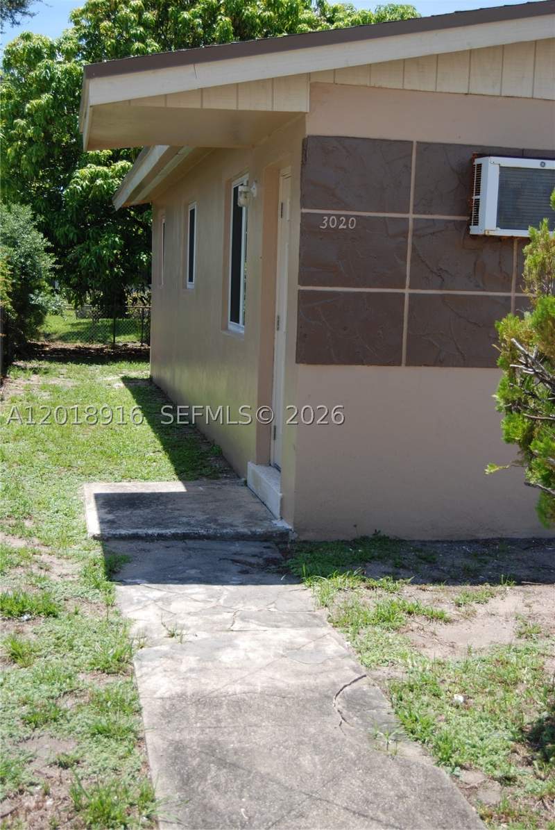 3 bedroom SingleFamilyResidence at 3020 NW 71st St, Armen Sub, Miami — photo 2