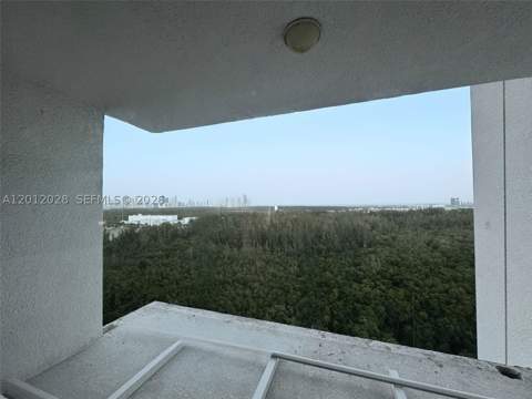 14951 Royal Oaks Ln 1708, North Miami FL - photo 14 of 14