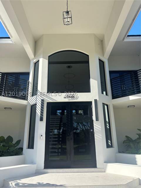 6220 SW 144th St, Coral Gables FL - photo 11 of 45