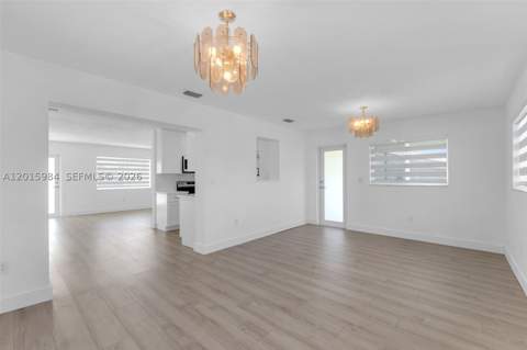 4211 SW 97th Pl, Miami FL - photo 10 of 38