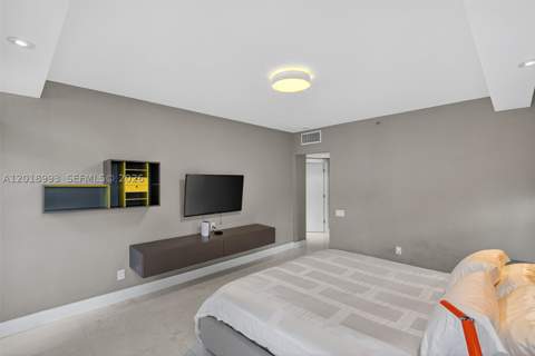1500 Ocean Dr 507, Miami Beach FL - photo 9 of 27