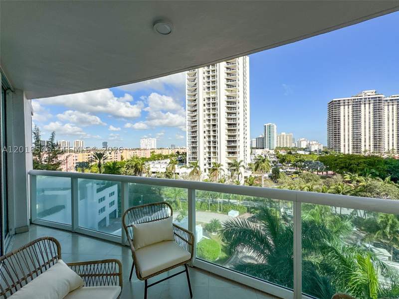 2 bedroom Condominium at 19400 Turnberry Way 531, The Parc At Turnberry Isl, Aventura — photo 5