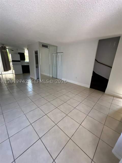 6133 SW 69th St 38, South Miami FL - photo 6 of 13