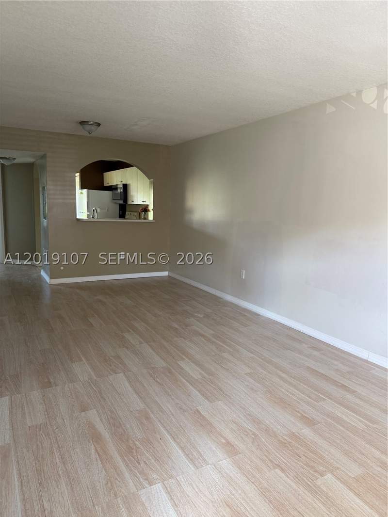 2 bedroom Condominium at 1271 SE 28th Ct 105, Venetia Gardens Condo, Homestead — photo 2