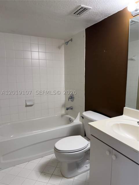 1271 SE 28th Ct 105, Homestead FL - photo 7 of 11