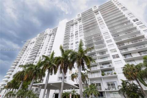 2851 NE 183rd St 504E, Aventura FL - photo 19 of 36