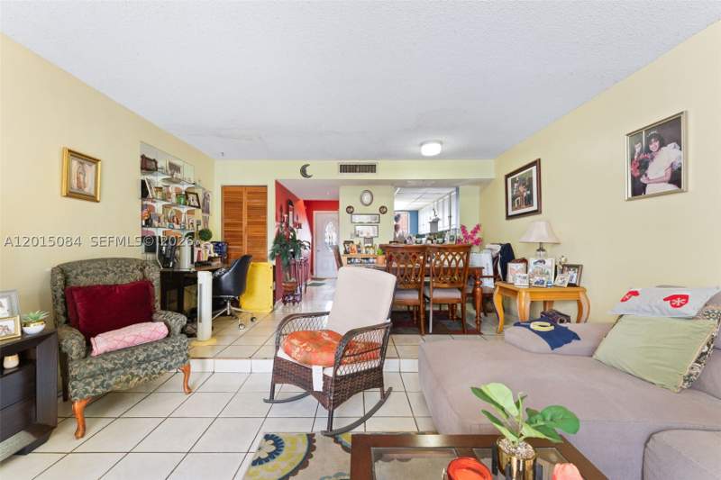 2 bedroom Condominium at 606 NW 107th Ave 9B, Laguna Condo, Miami — photo 5
