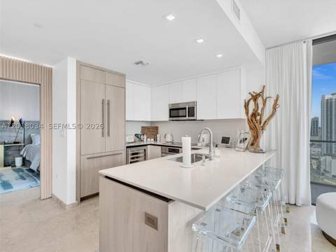 88 SW 7th St 2011 (corner), Miami FL - photo 15 of 55