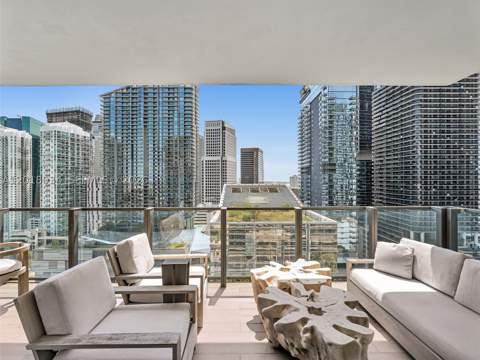 88 SW 7th St 2011 (corner), Miami FL - photo 21 of 55