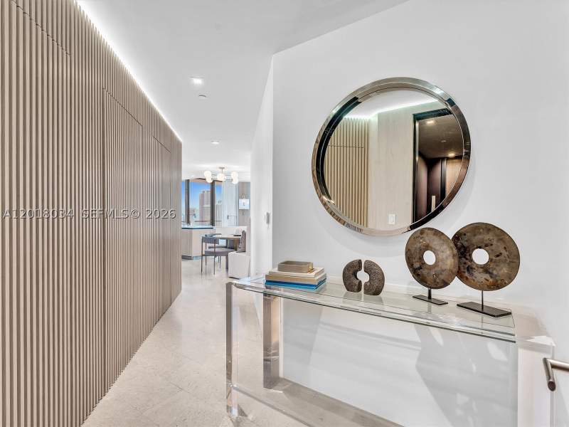 2 bedroom Condominium at 88 SW 7th St 2011 (corner), Rise Condo, Miami — photo 4