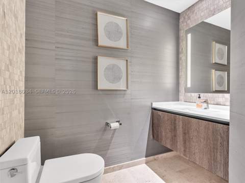 88 SW 7th St 2011 (corner), Miami FL - photo 6 of 55