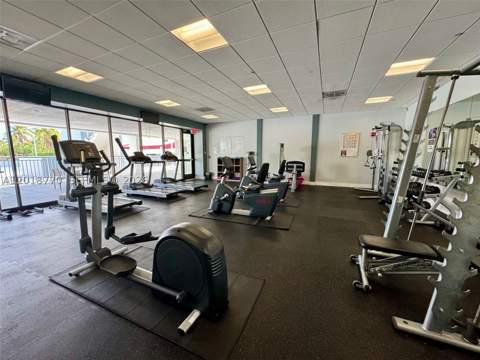 3675 N Country Club Dr 2005, Aventura FL - photo 11 of 14